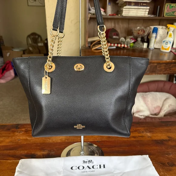 Coach Black Leather Tote Bag with Gold Chain Handles in EUC - Picture 2 of 12